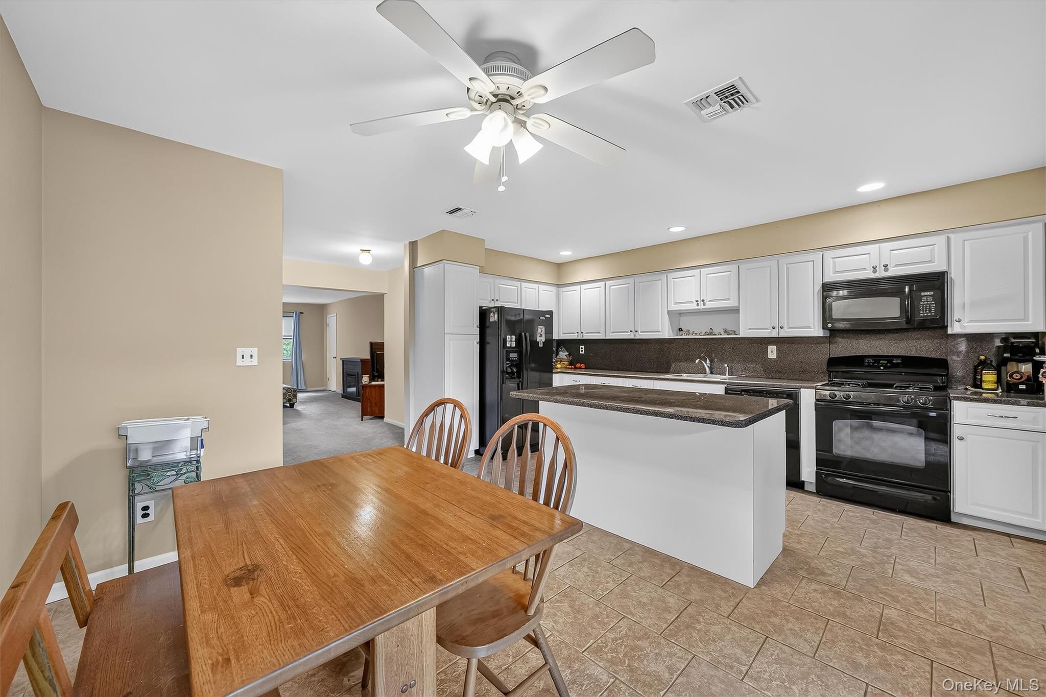 38 Milford Lane – For Sale photo 16