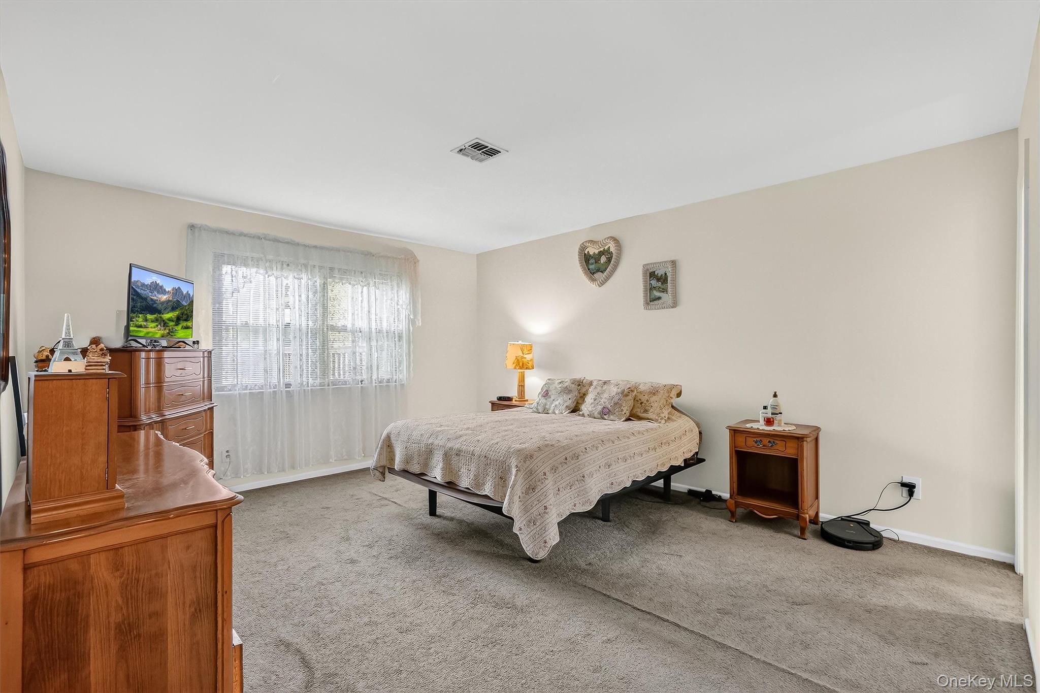 38 Milford Lane – For Sale photo 24