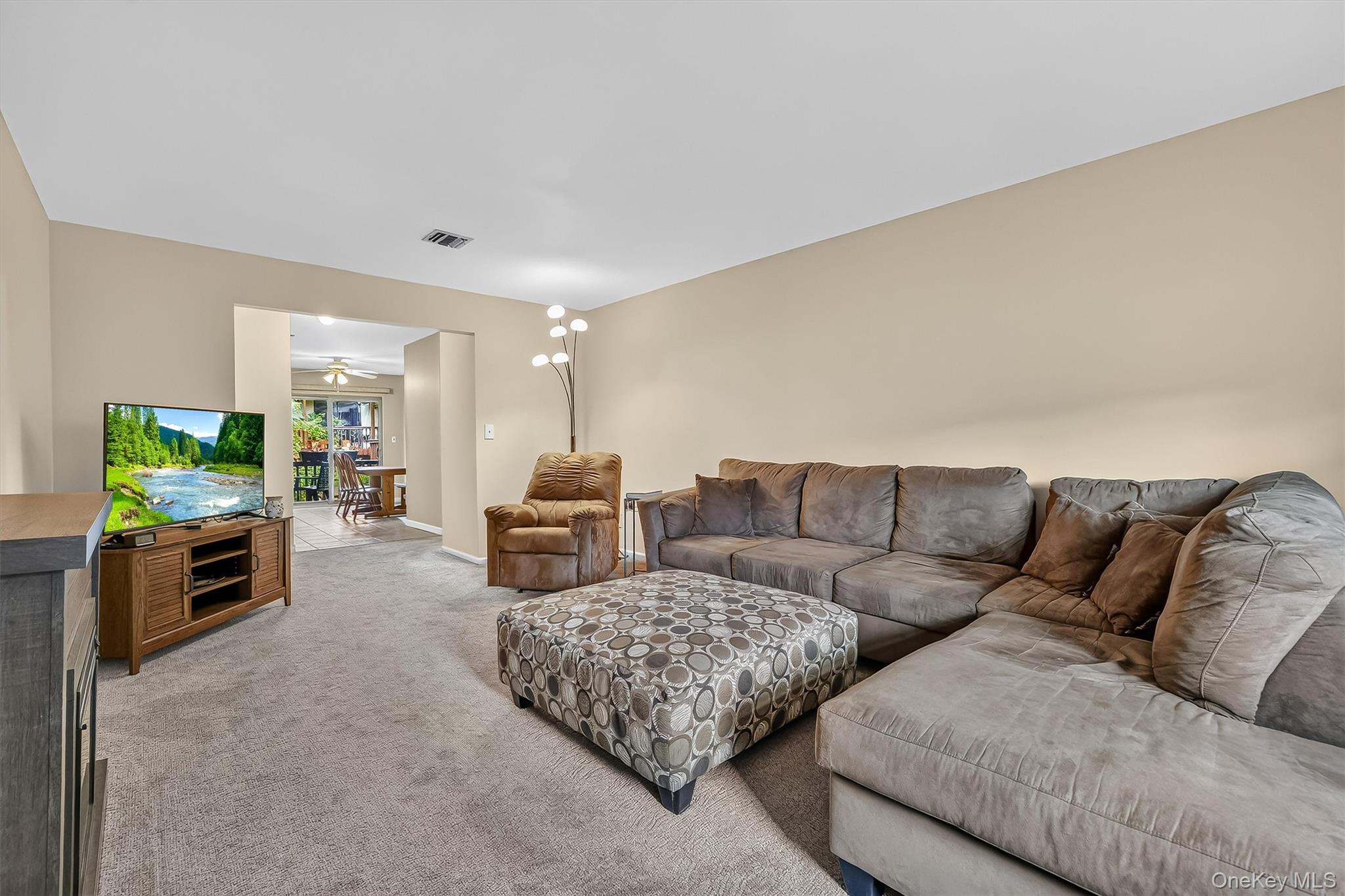 38 Milford Lane – For Sale photo 8