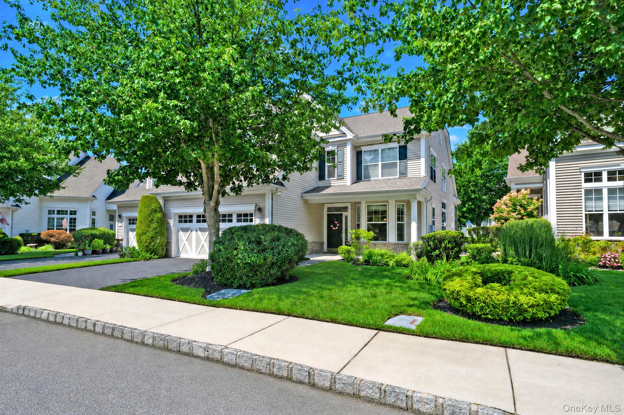 140 Chopin Place – For Sale