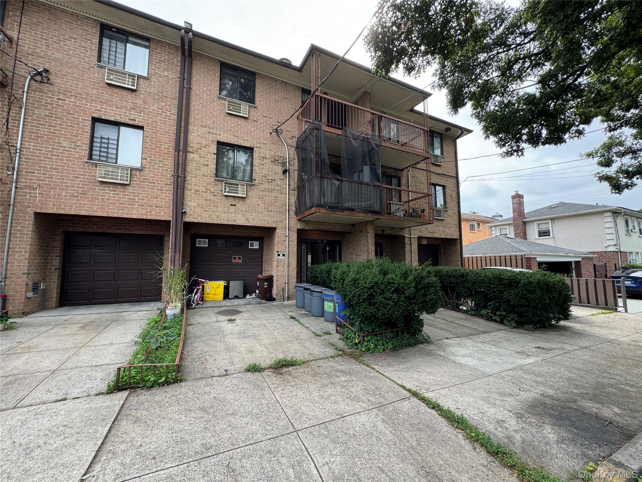 6139 168th Street, Unit 2F