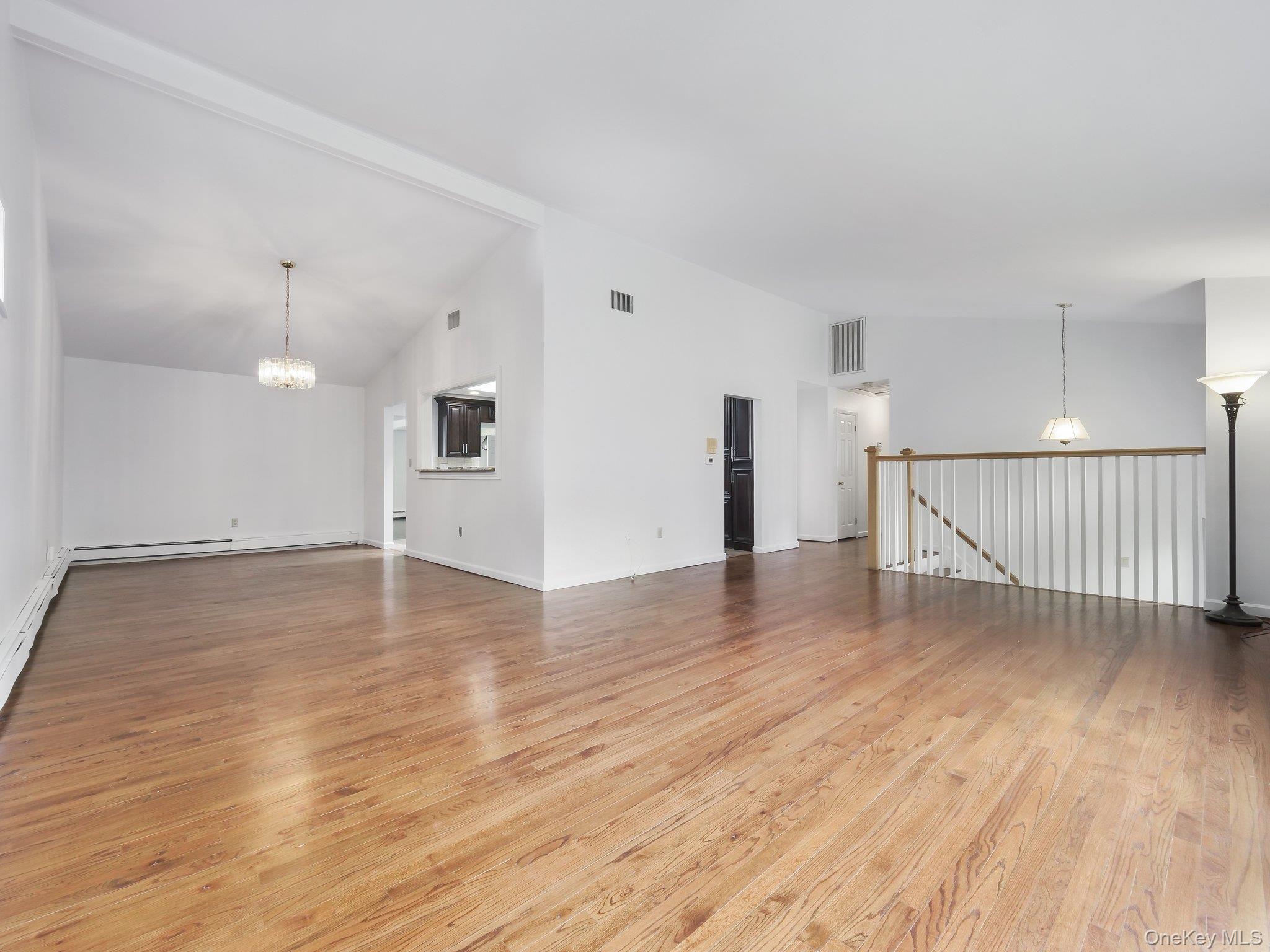 22 N Lorna Lane – For Sale photo 10