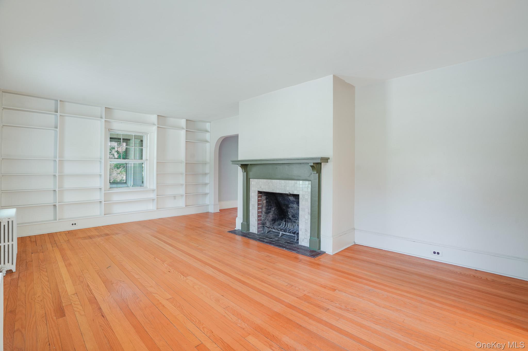 170 Hooker Avenue – For Sale photo 6