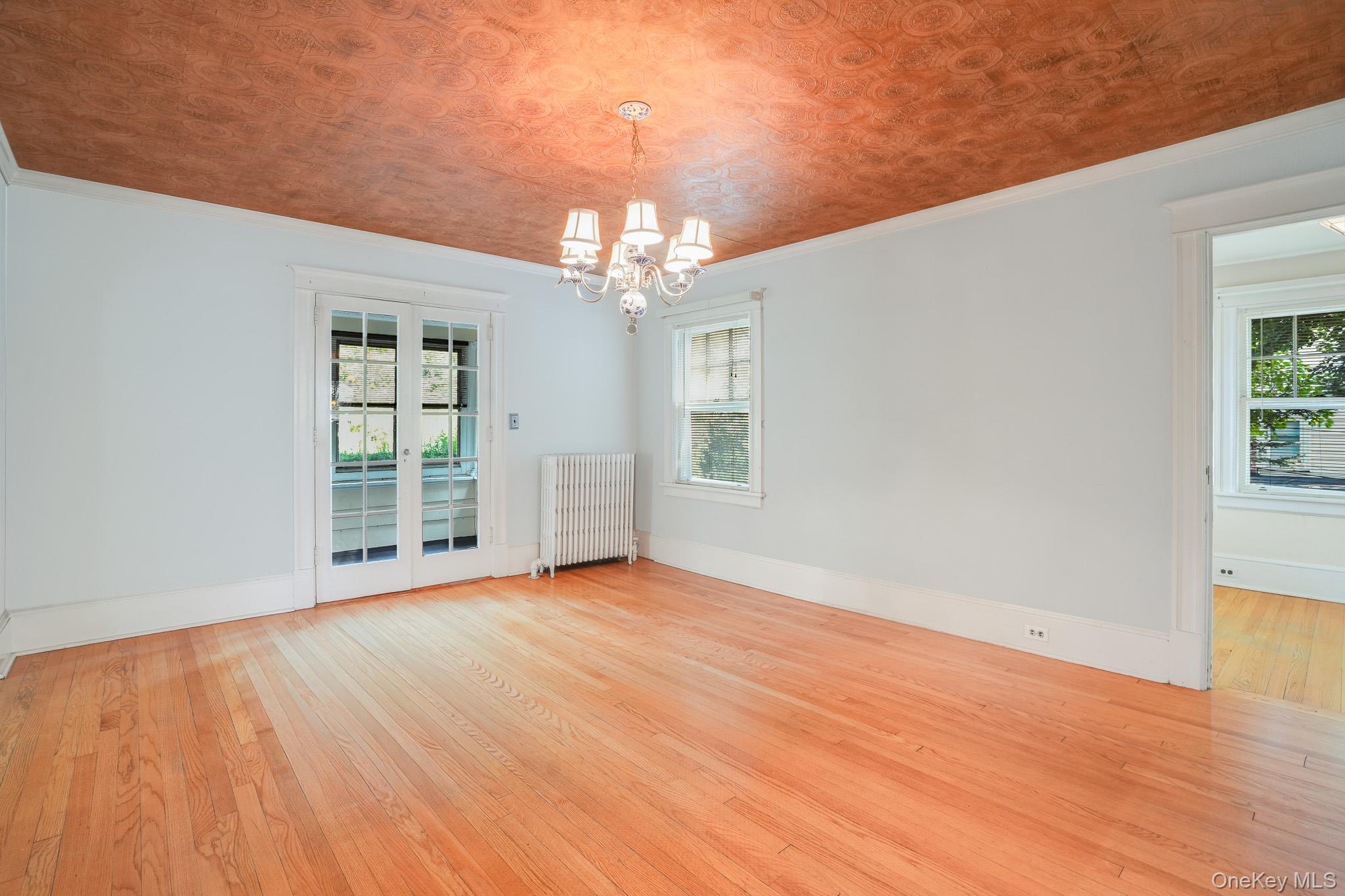 170 Hooker Avenue – For Sale photo 12