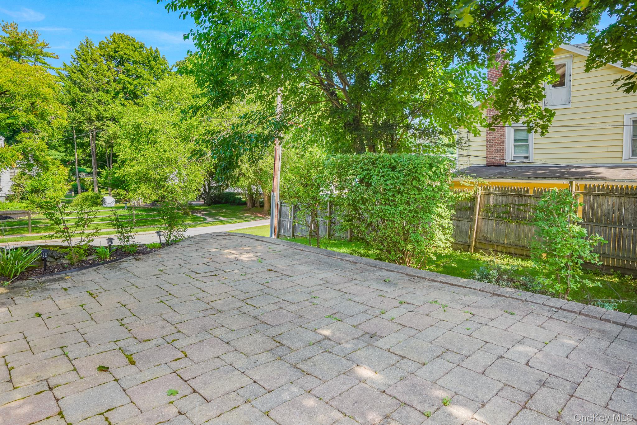 170 Hooker Avenue – For Sale photo 30