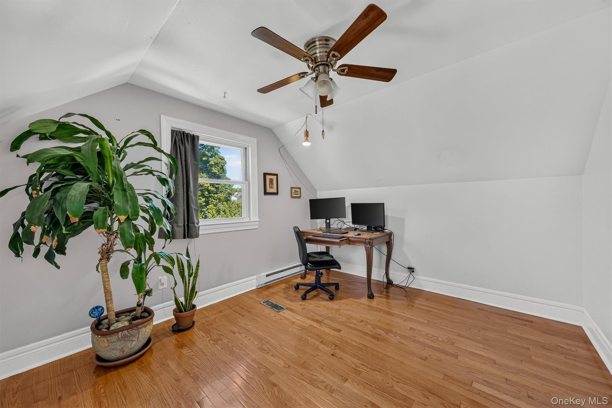 18 Thompson Avenue – For Sale photo 21
