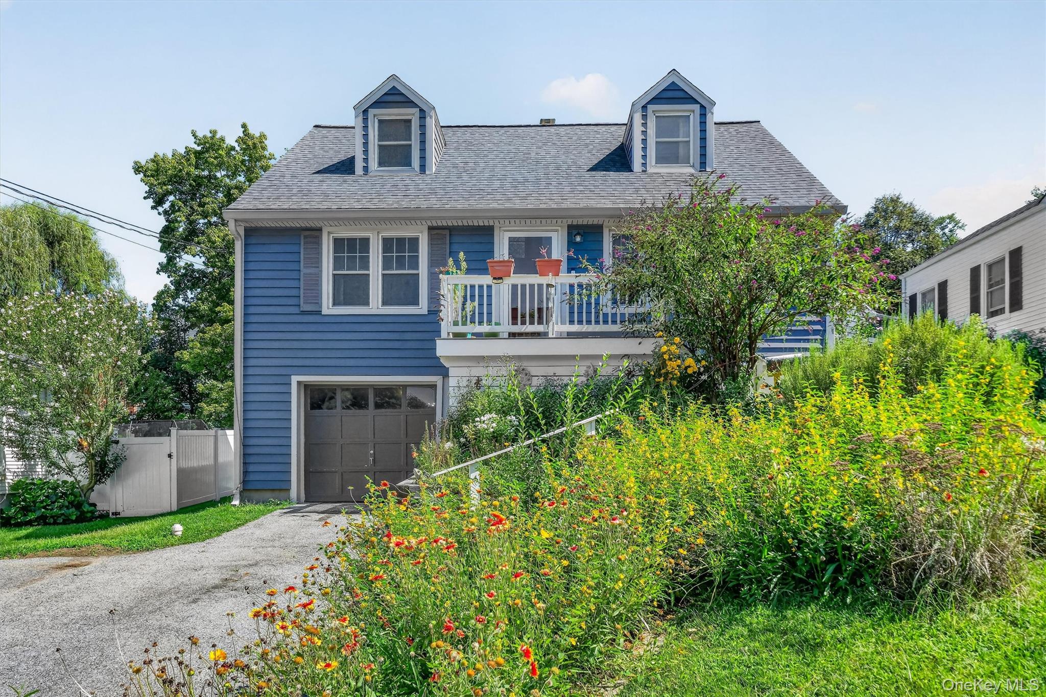18 Thompson Avenue – For Sale