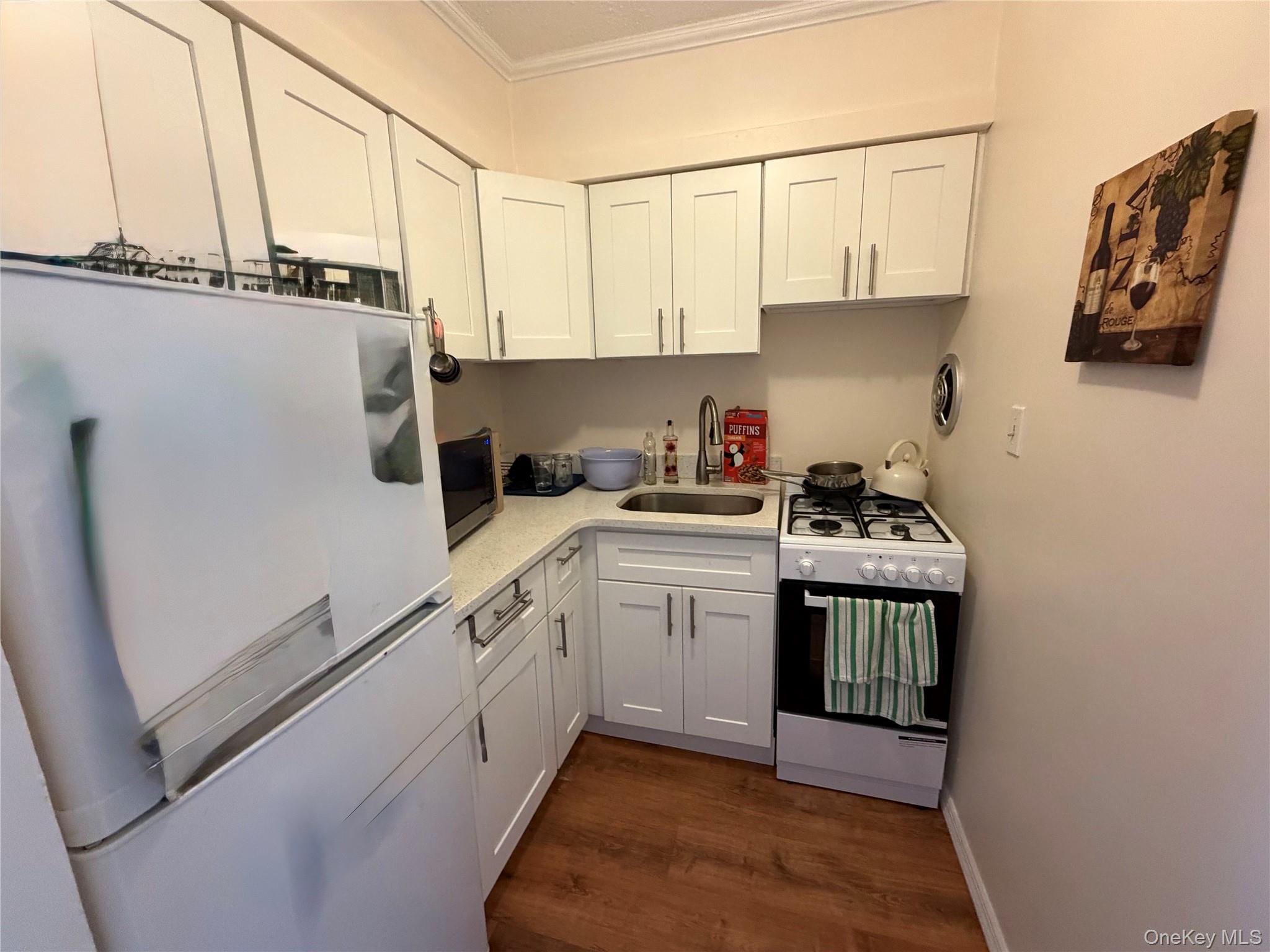 65 W Broadway, Unit 11B photo 5
