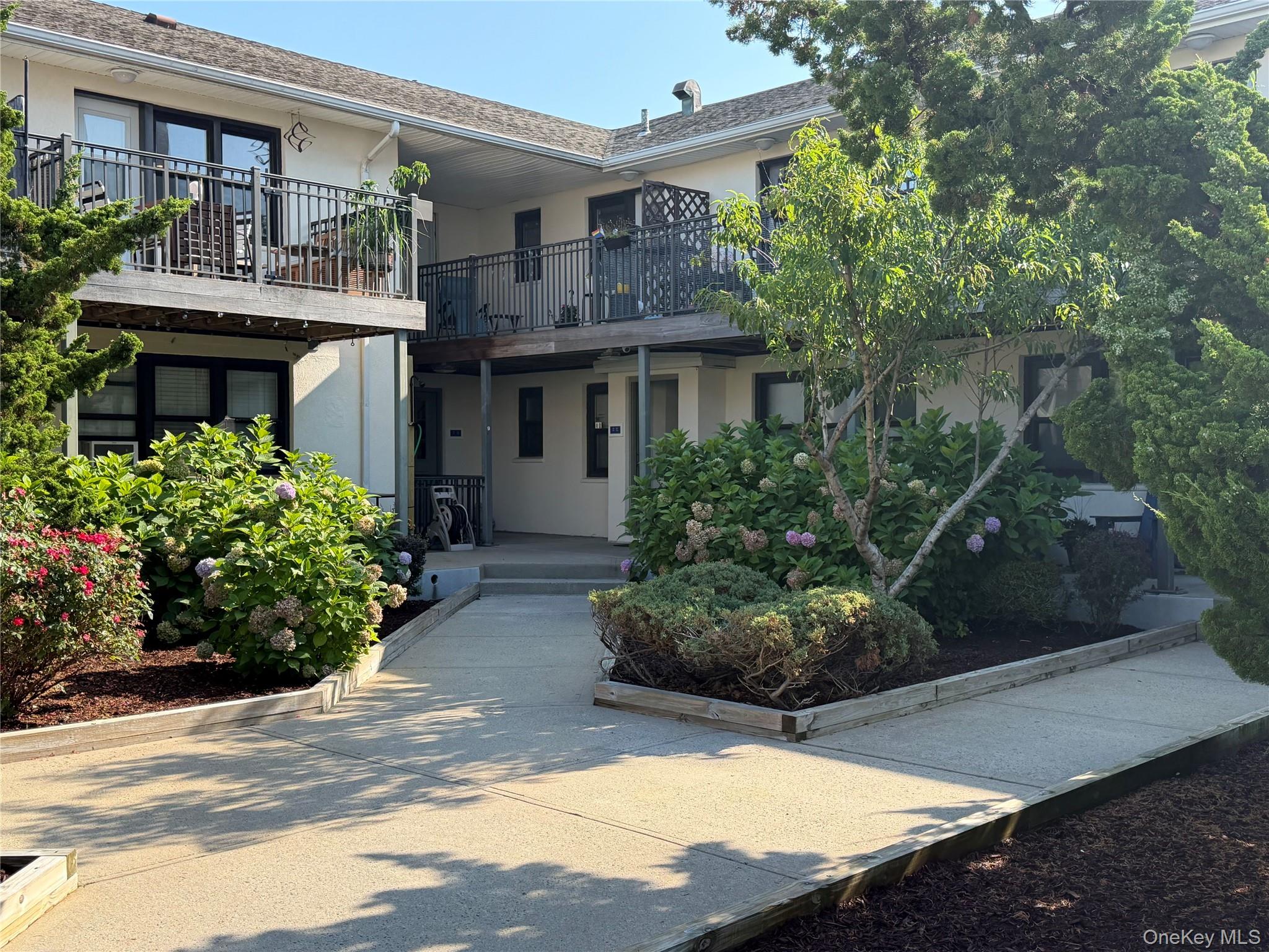 65 W Broadway, Unit 11B photo 3