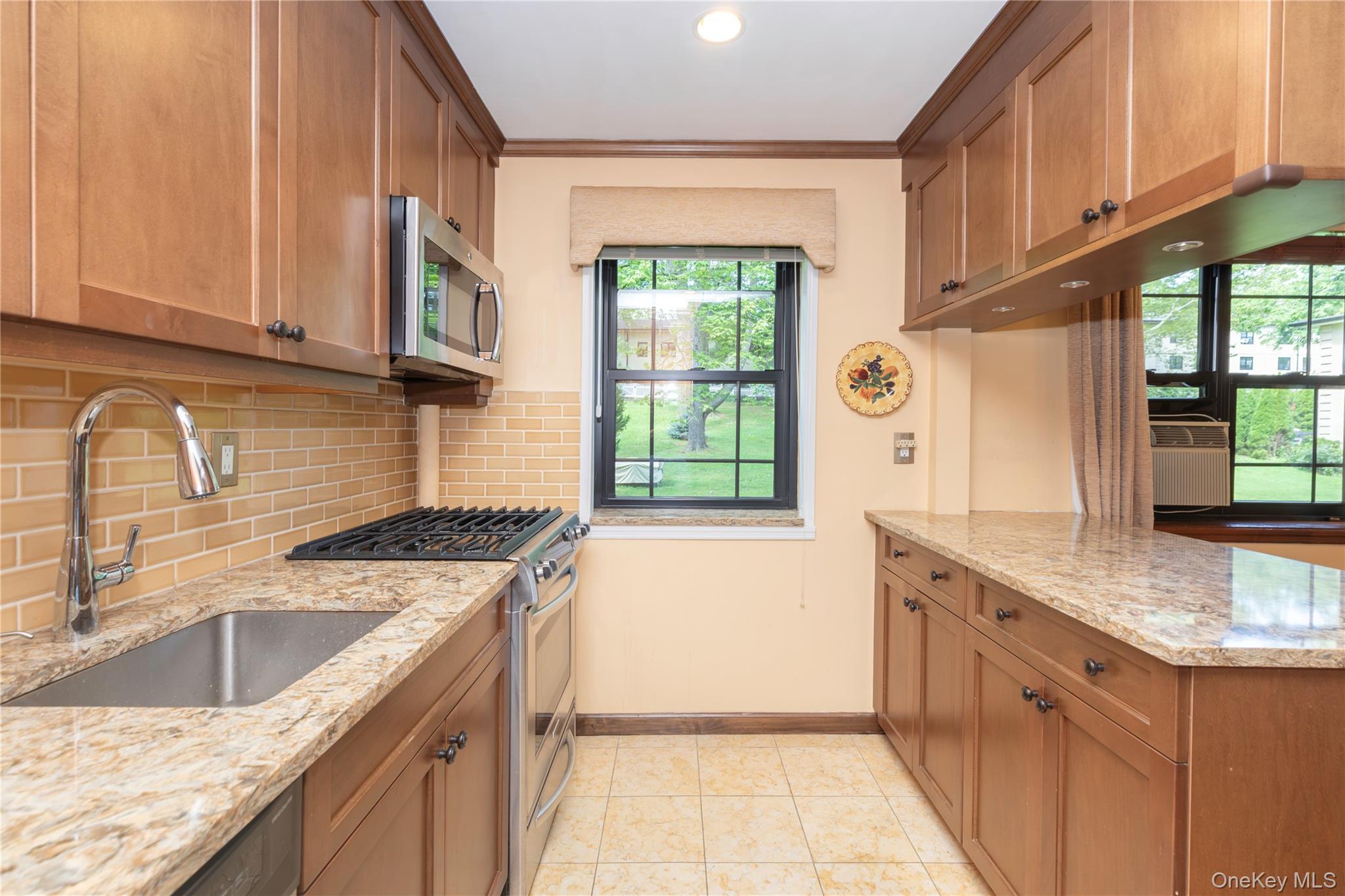 1263 California Road, Unit 2R photo 7