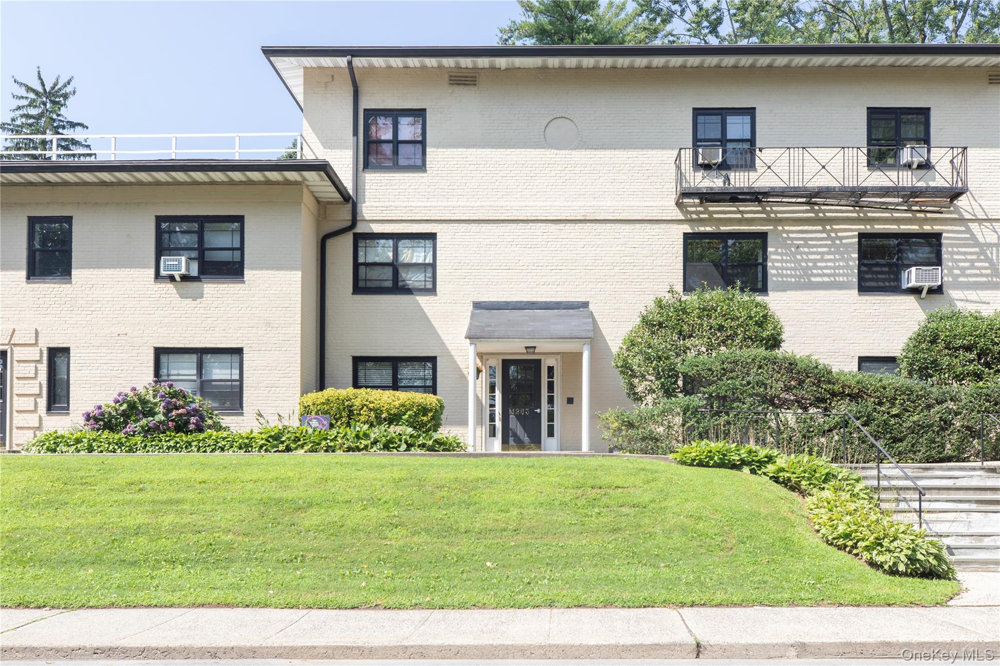 1263 California Road #2R