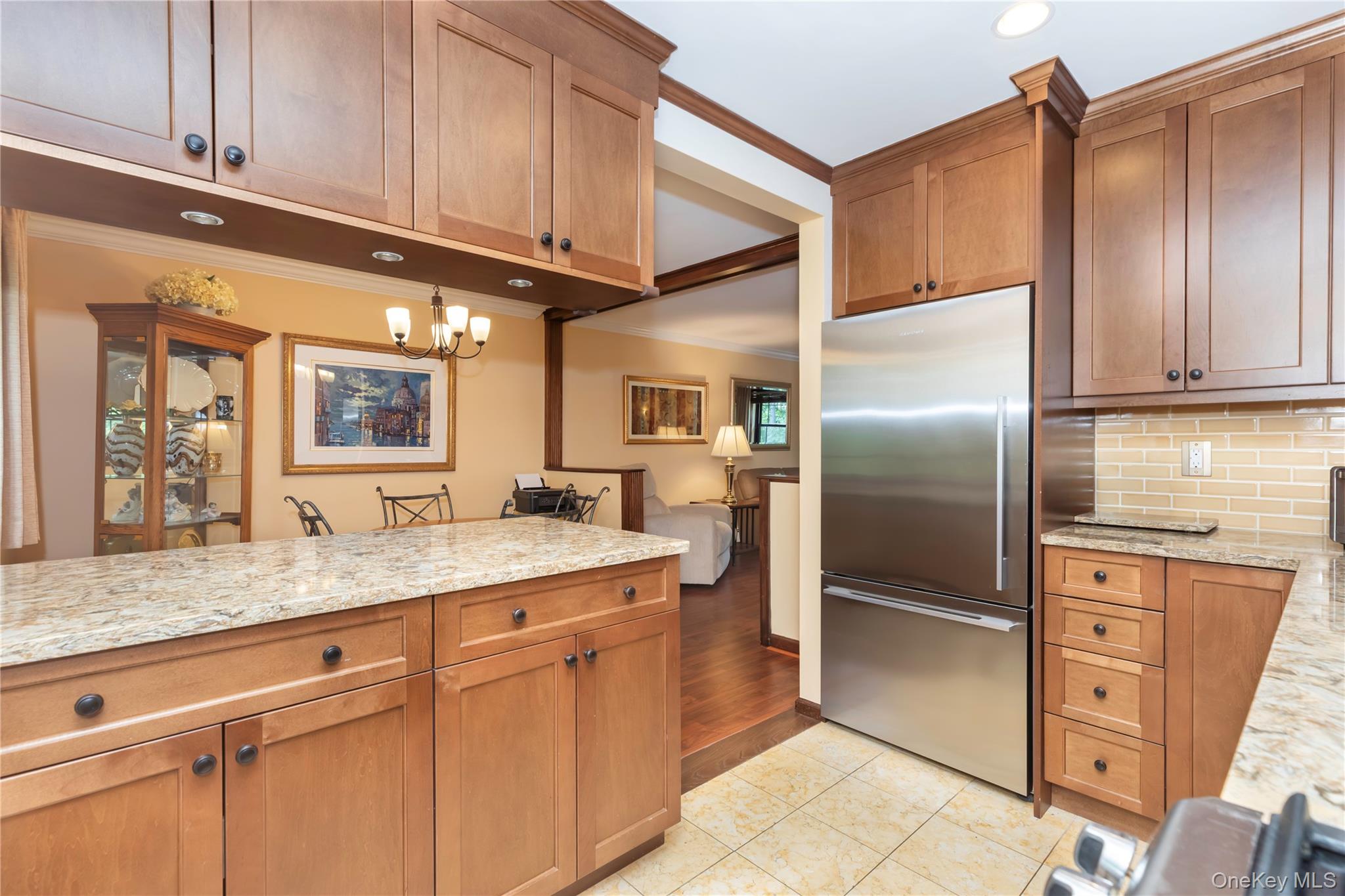 1263 California Road, Unit 2R photo 8