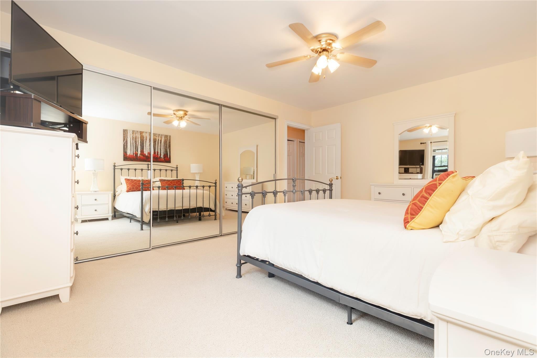 1263 California Road, Unit 2R photo 16