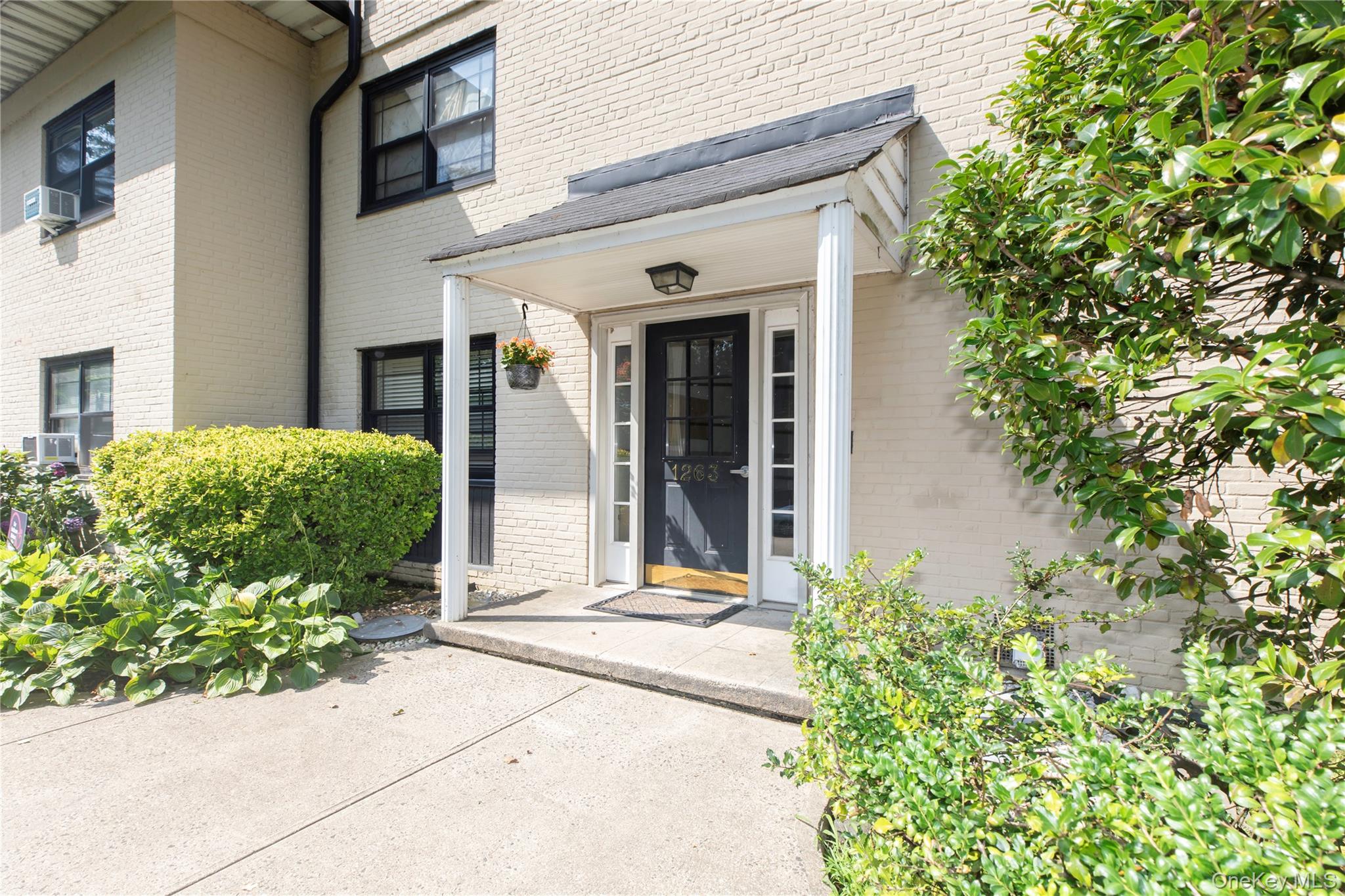 1263 California Road, Unit 2R photo 2