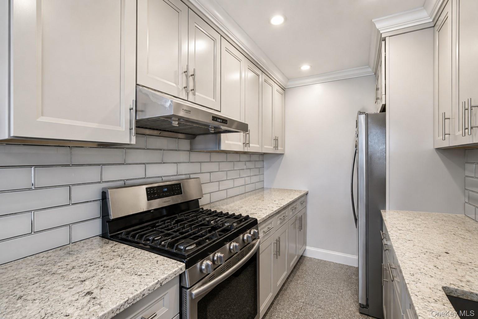 3425 150th Pl, Unit 1B photo 13