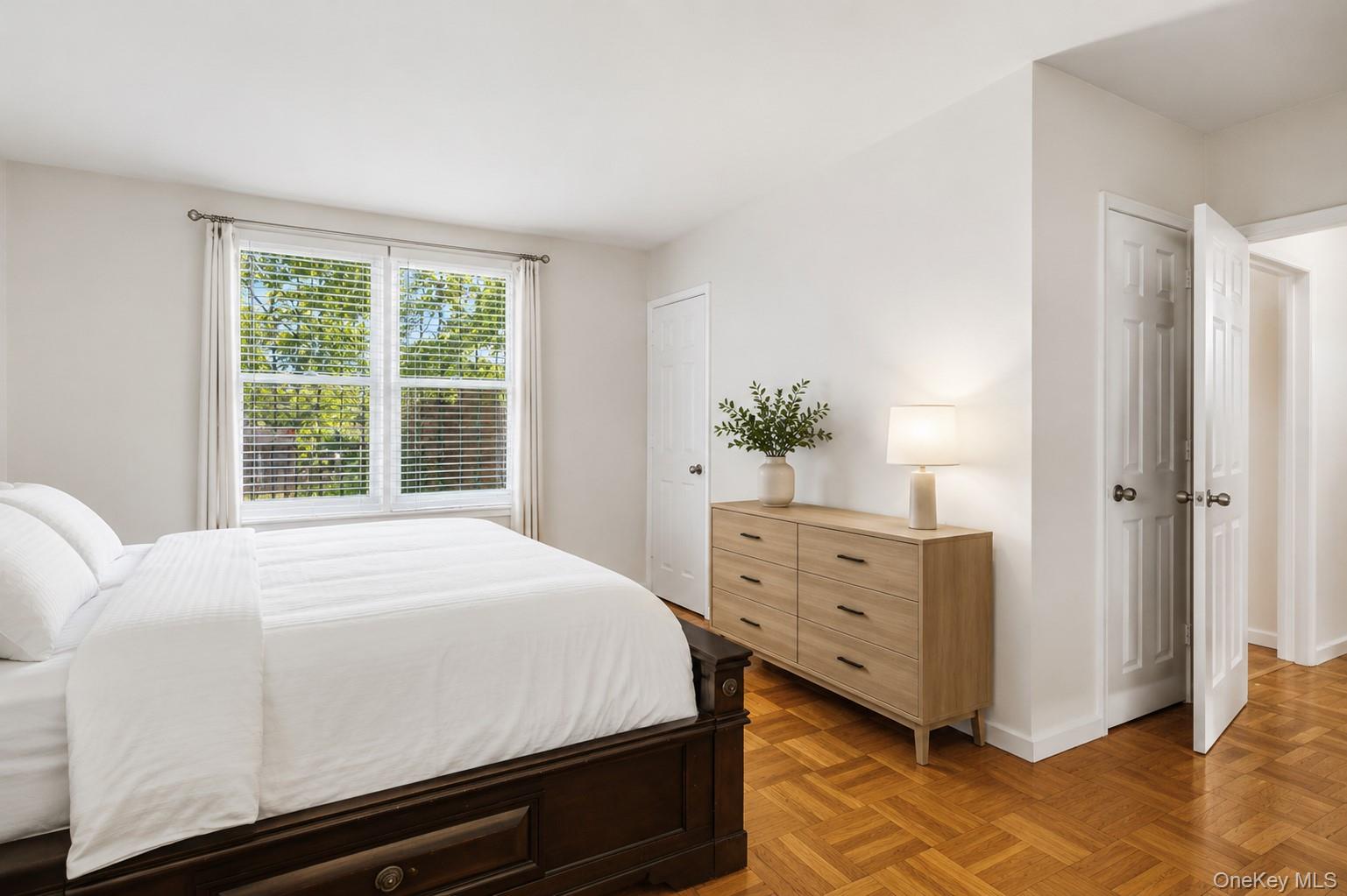 3425 150th Pl, Unit 1B photo 18