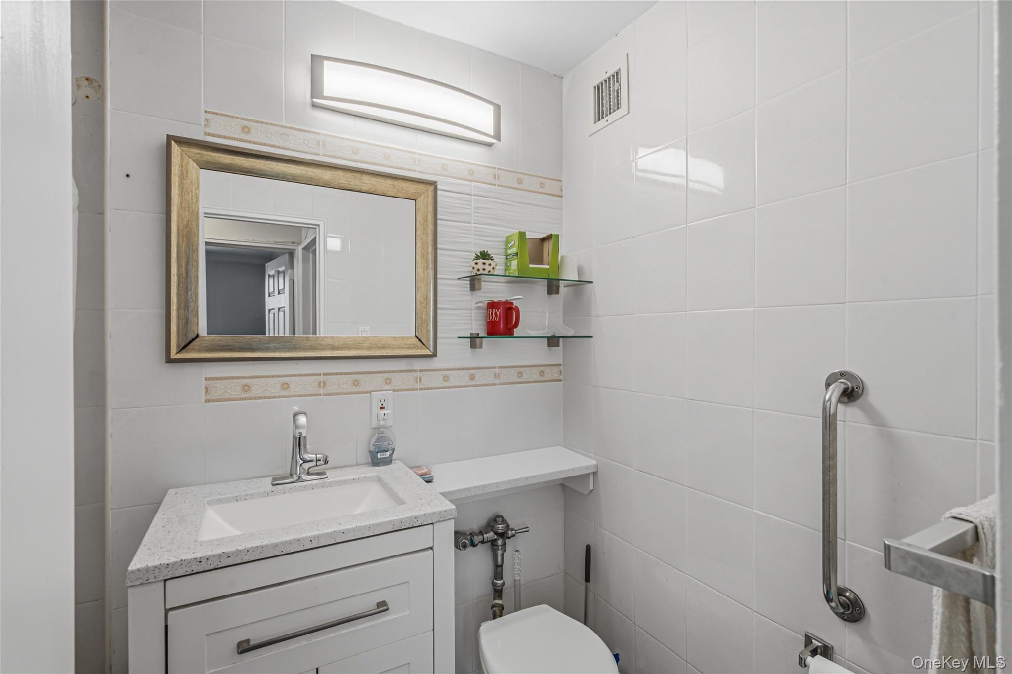 3425 150th Pl, Unit 1B photo 15