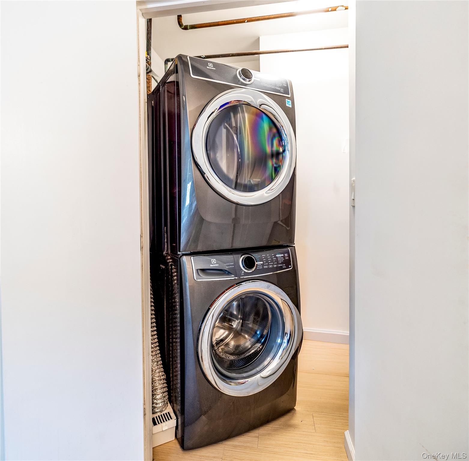 360 Shore Road, Unit 3E photo 16