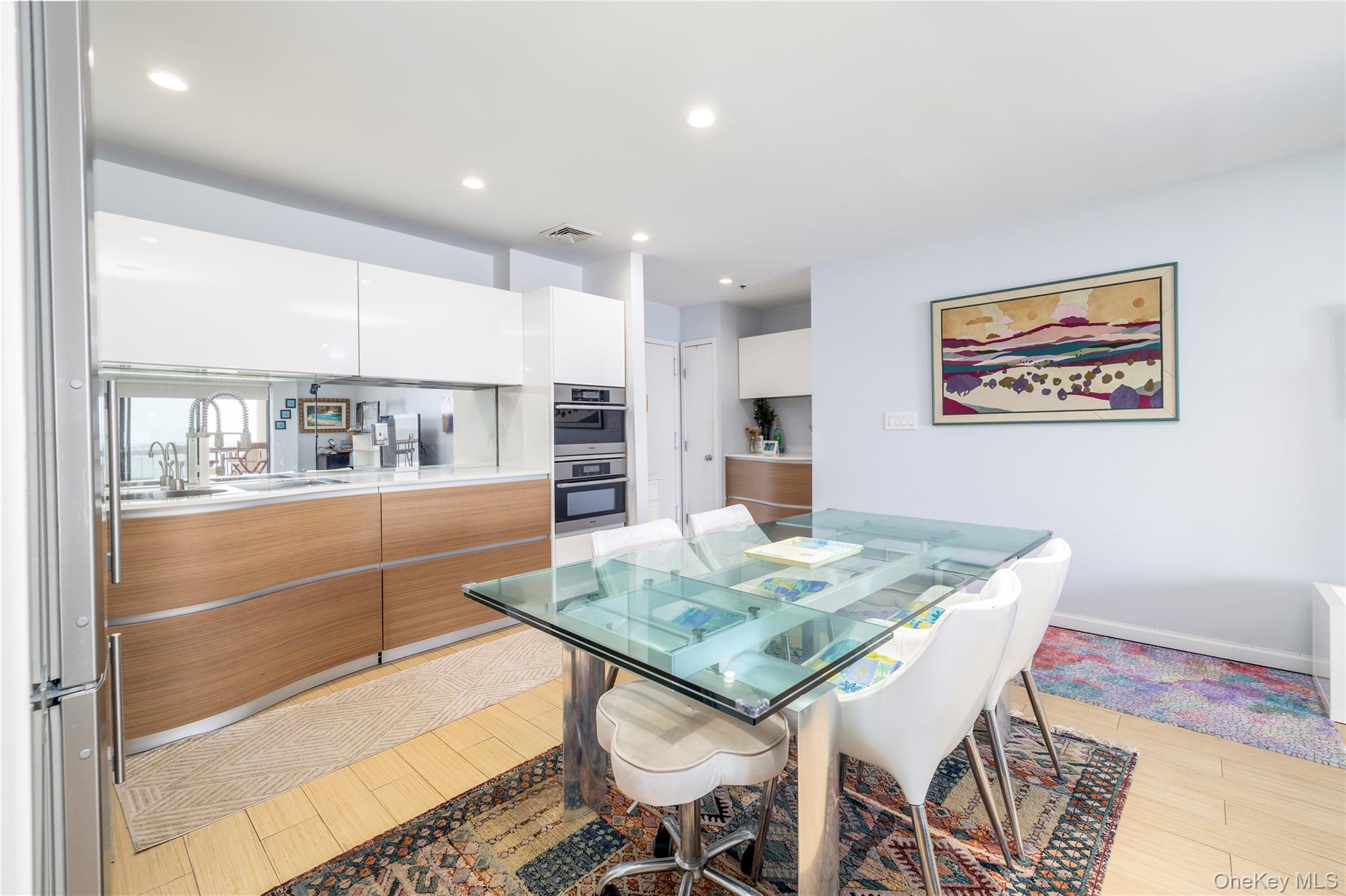 360 Shore Road, Unit 3E photo 7