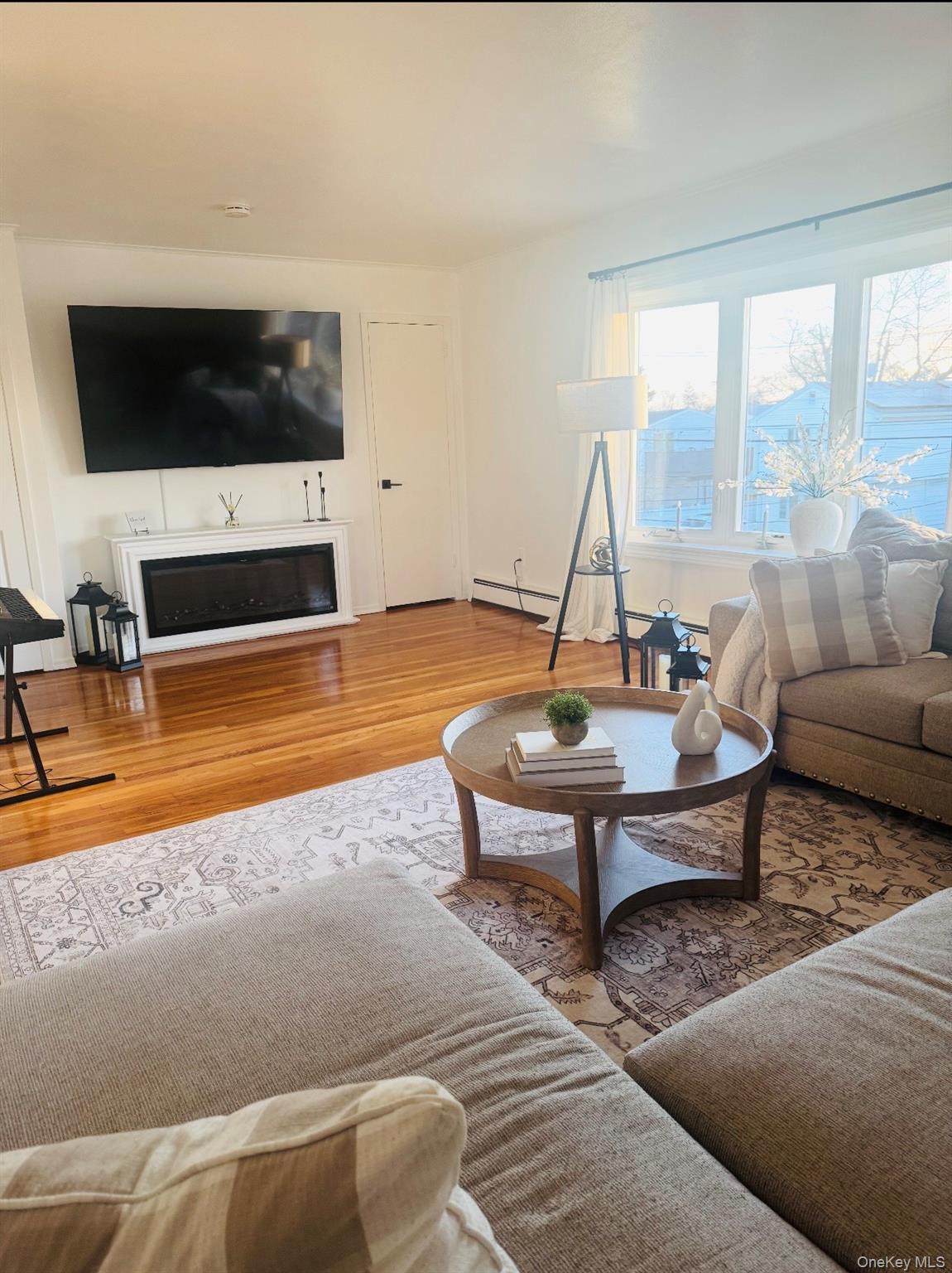 472 Kirkman Avenue – For Rent photo 2
