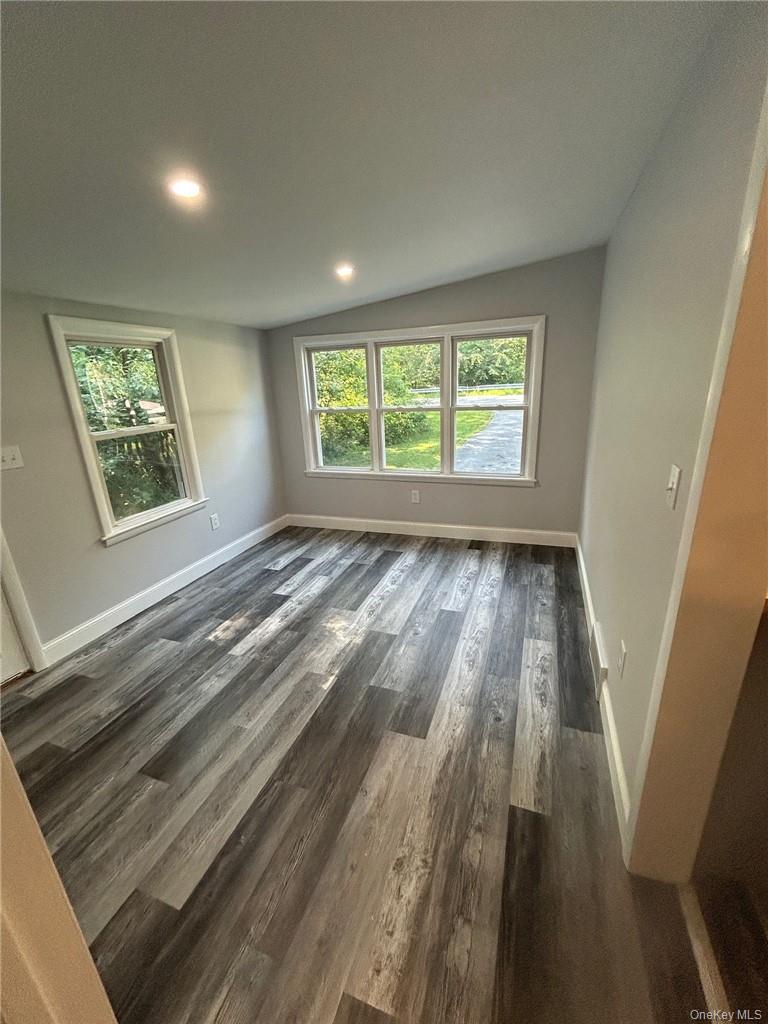 23 Wright Avenue – For Rent photo 11