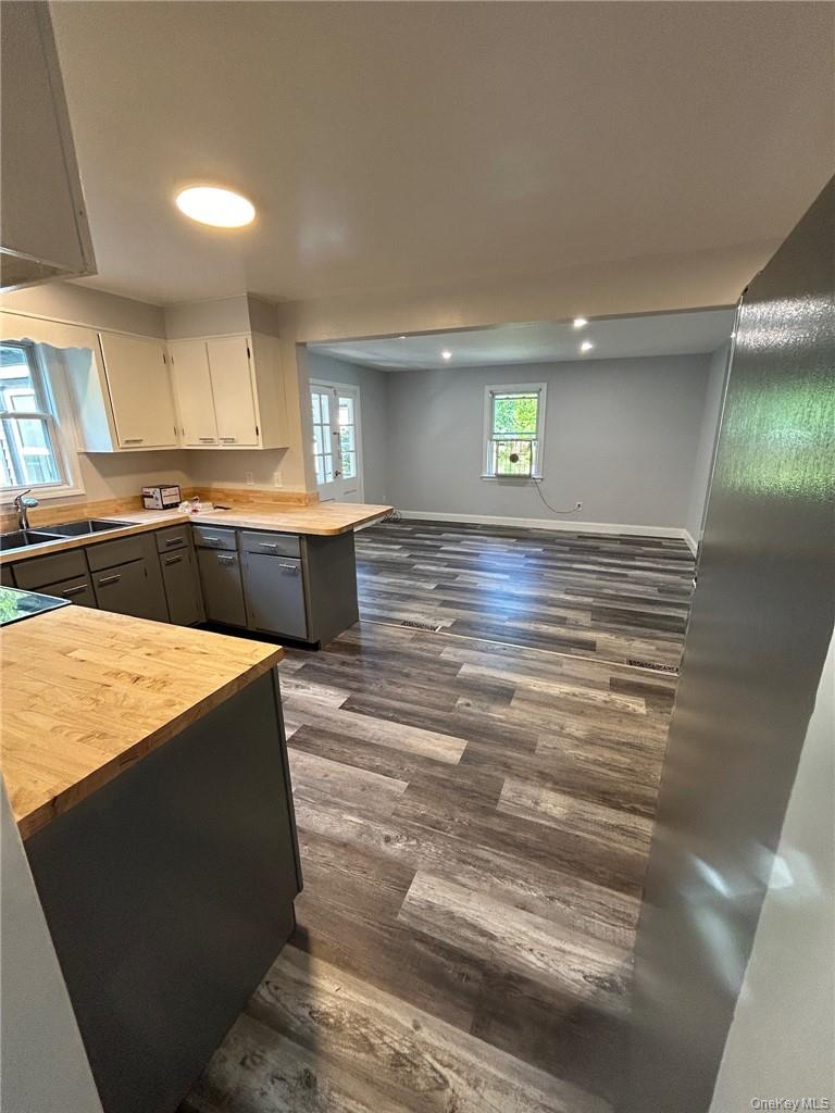 23 Wright Avenue – For Rent photo 13