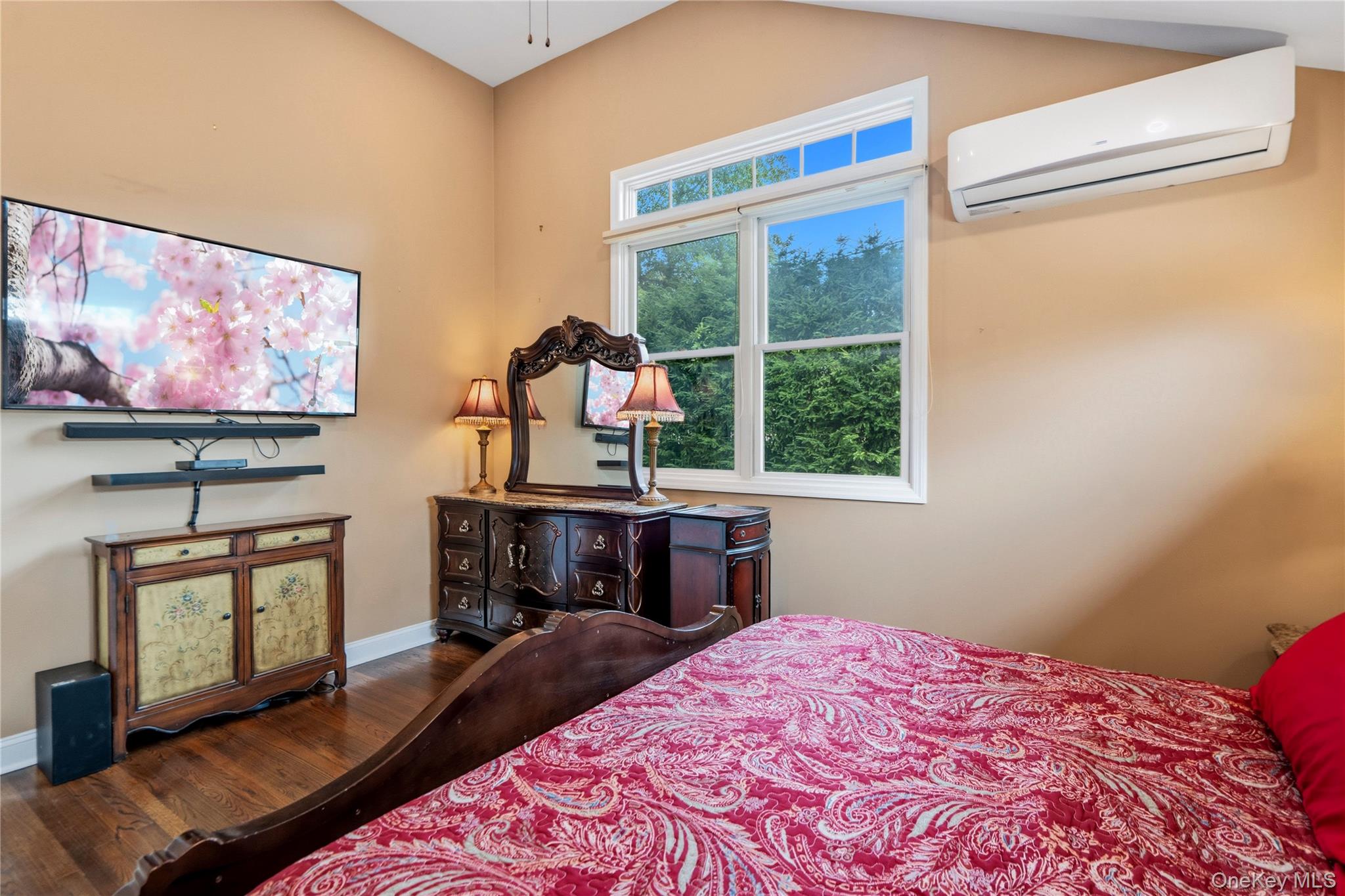 992 Woodcliff Drive – For Sale photo 20