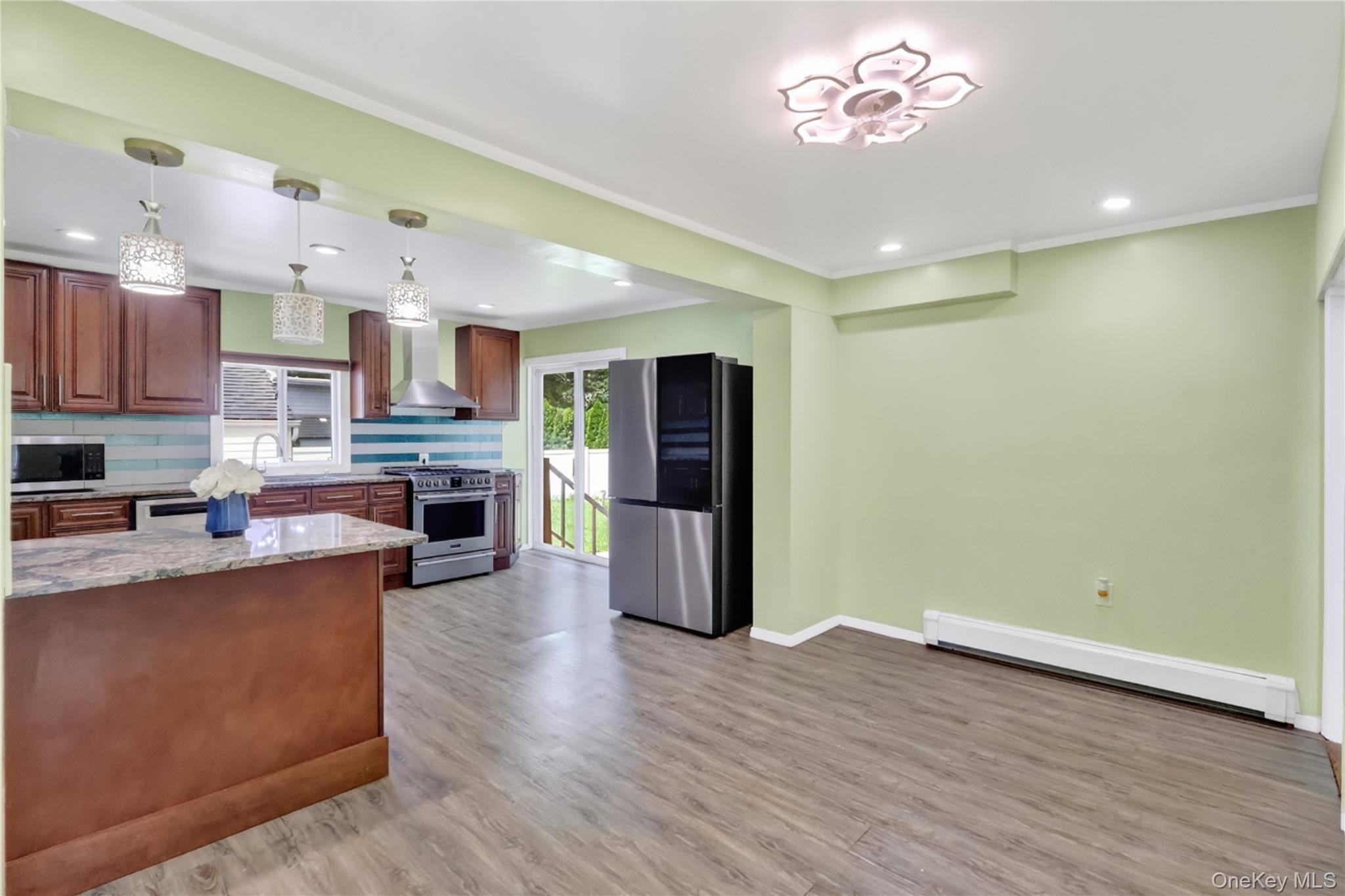 72 Peckham Avenue – For Sale photo 2