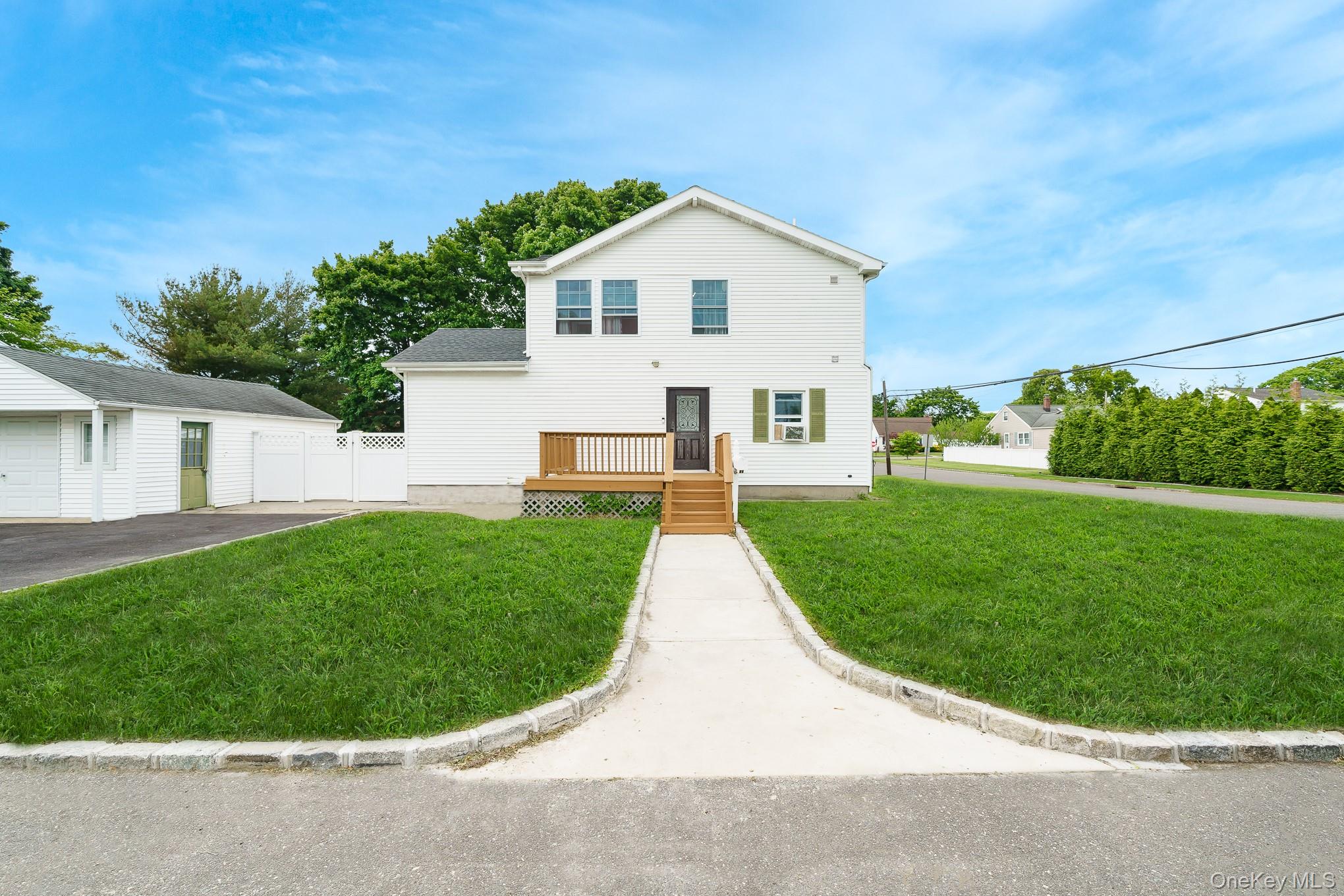 72 Peckham Avenue – For Sale