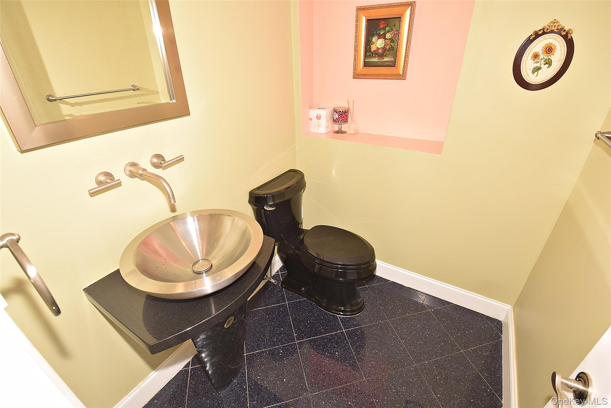 13-19 Michael Court, Unit 160 U photo 11