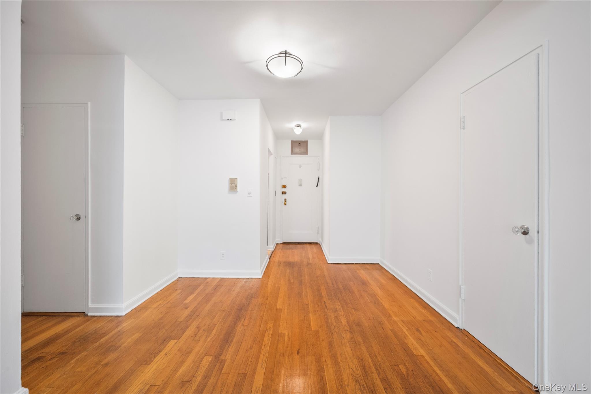 75 LEE Avenue, Unit 1E photo 3