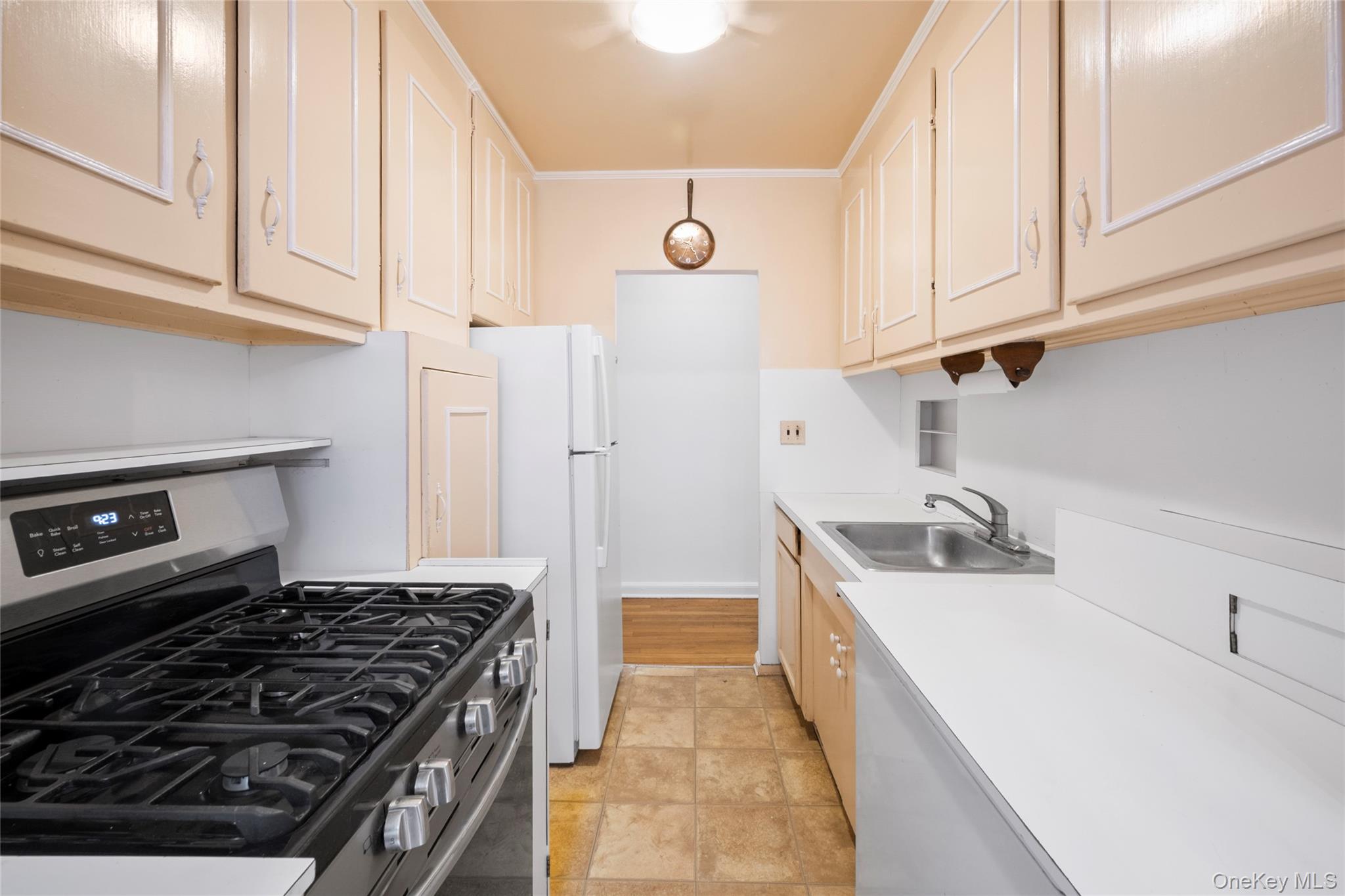 75 LEE Avenue, Unit 1E photo 6