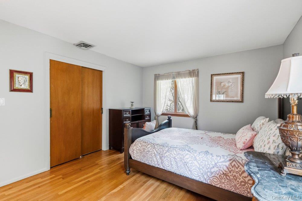 11 Laurie Place – For Sale photo 20