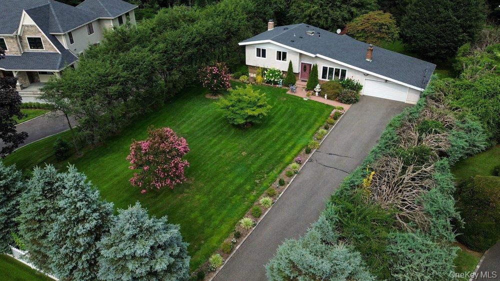 11 Laurie Place – For Sale photo 3