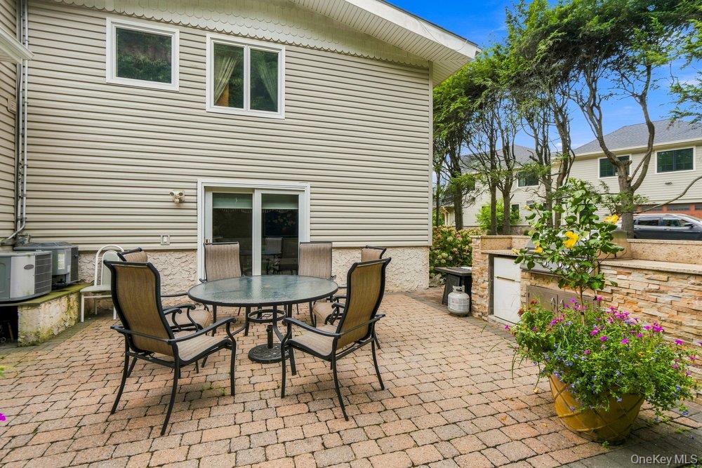 11 Laurie Place – For Sale photo 30