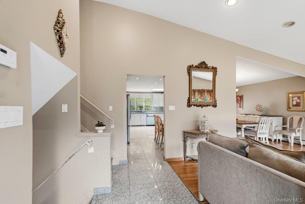 11 Laurie Place – For Sale photo 7