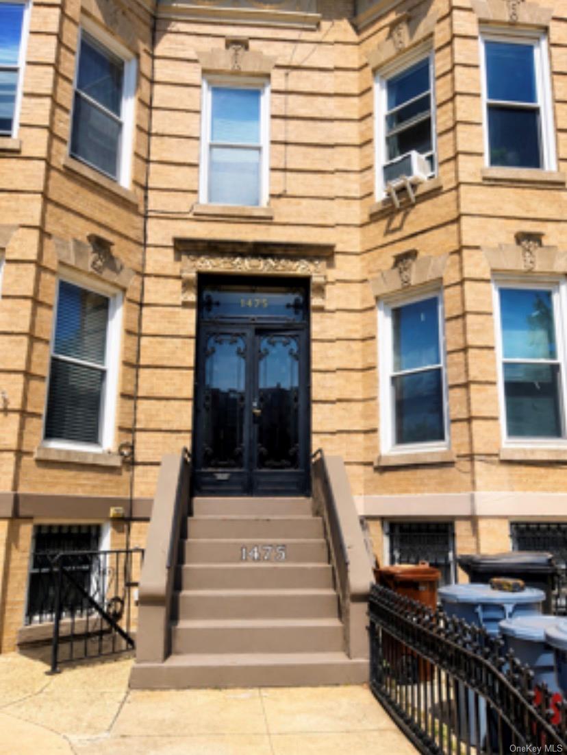 1475 Jefferson Avenue – For Sale