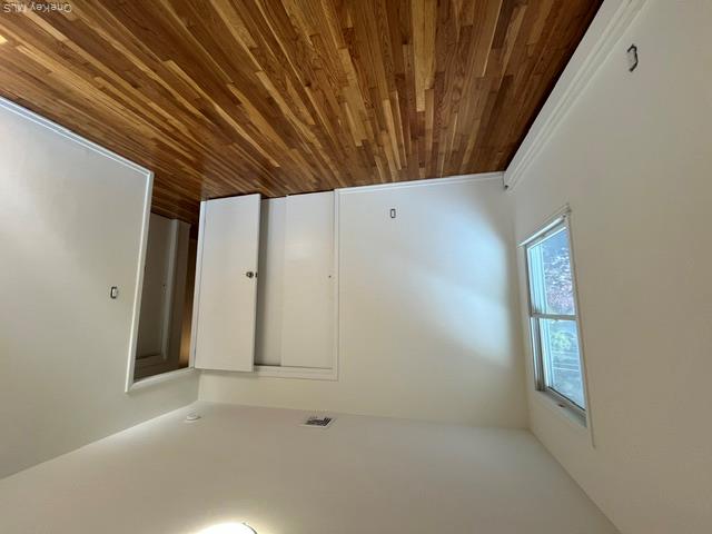 35 Sands Point Road, Unit B photo 12