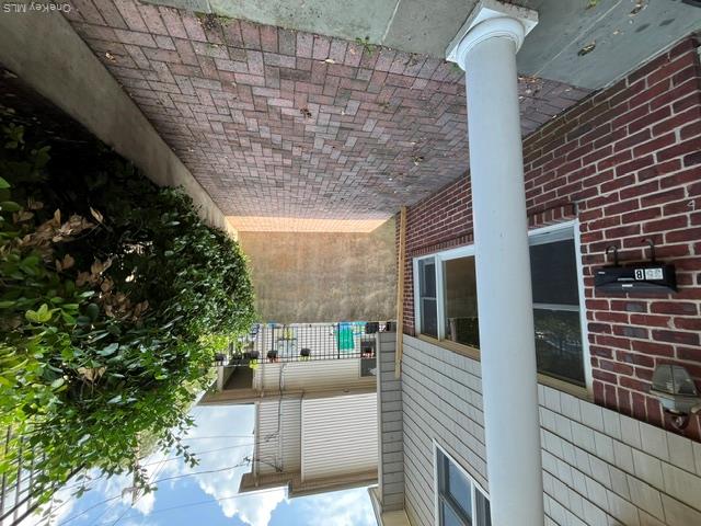 35 Sands Point Road, Unit B photo 2