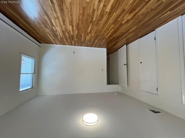 35 Sands Point Road, Unit B photo 17