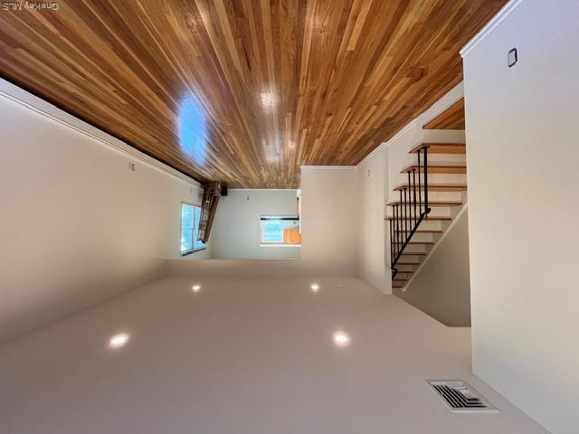 35 Sands Point Road, Unit B photo 3