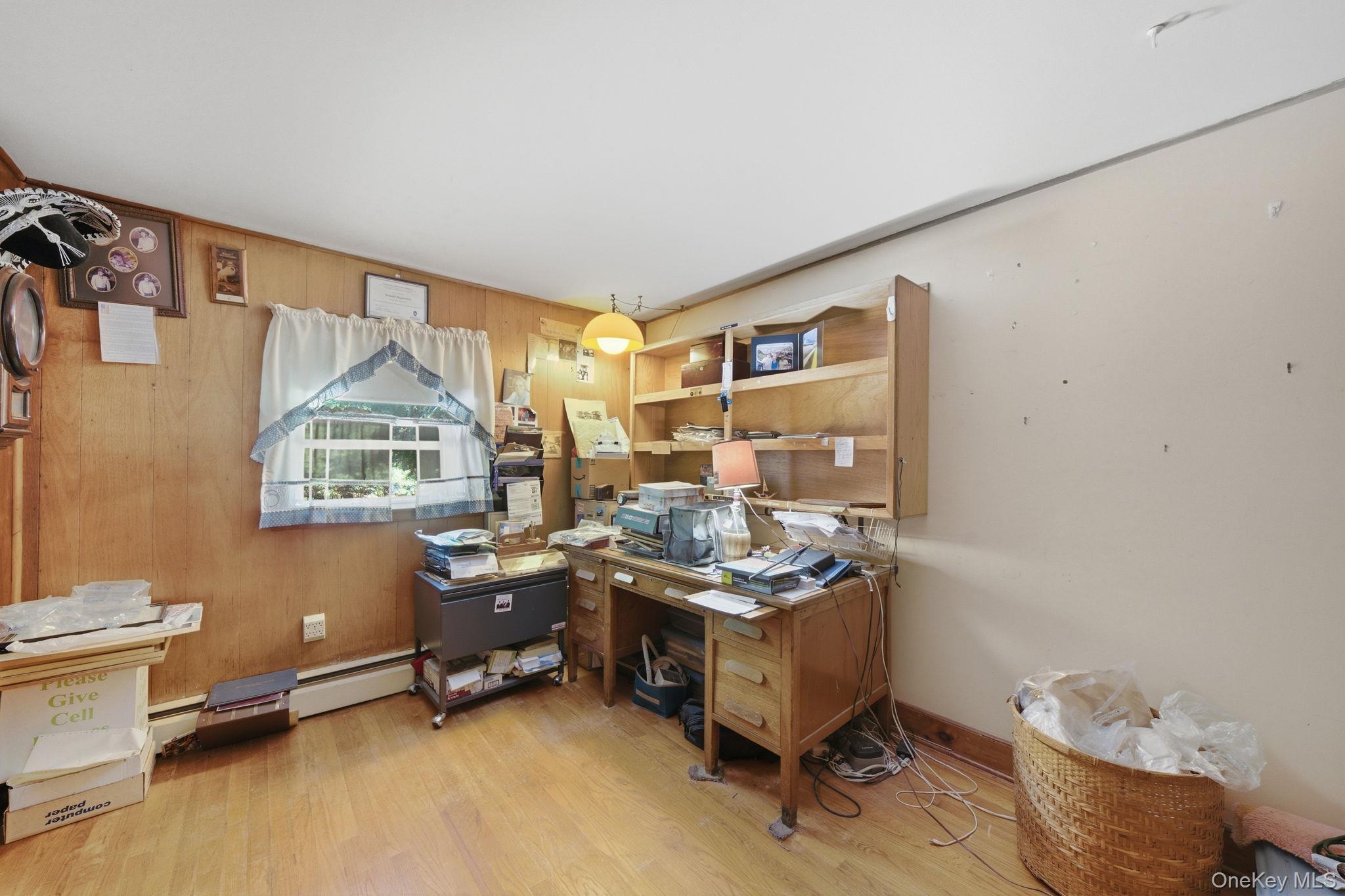 24 Van Dam Road – For Sale photo 22