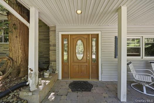 24 Van Dam Road – For Sale photo 4