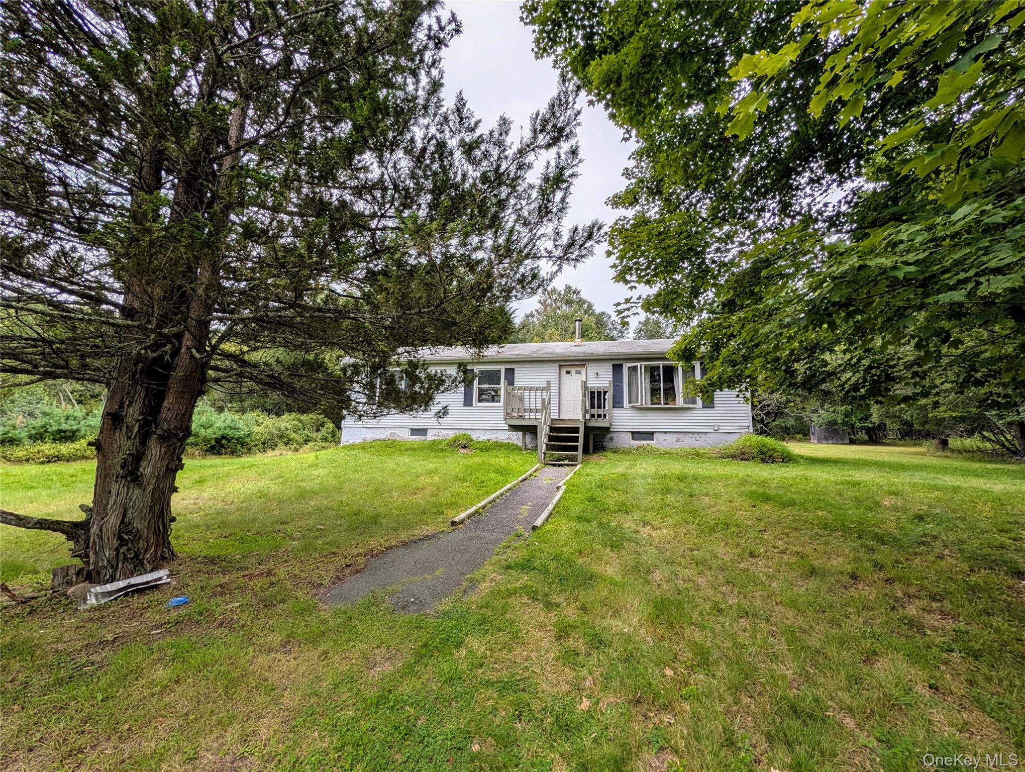 77 Murphy Road – For Sale