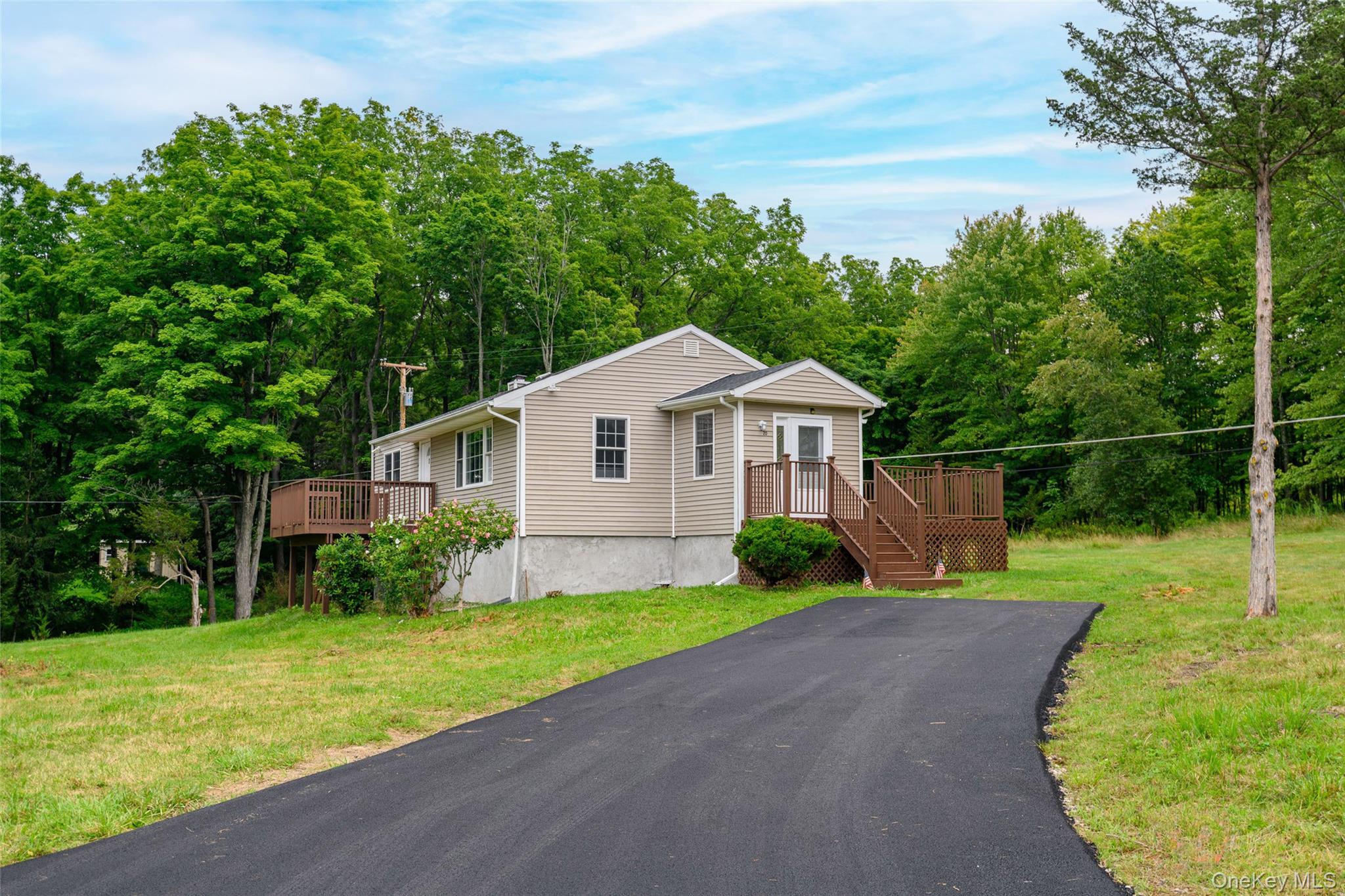 20 Townsend Extension – For Sale photo 3