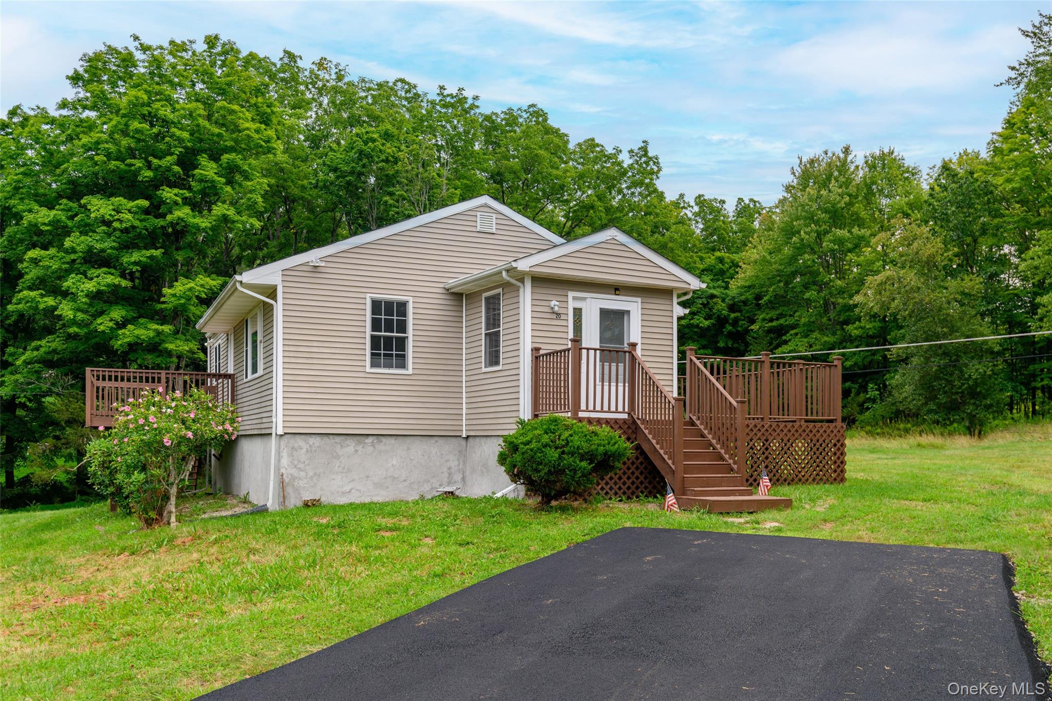20 Townsend Extension – For Sale photo 4