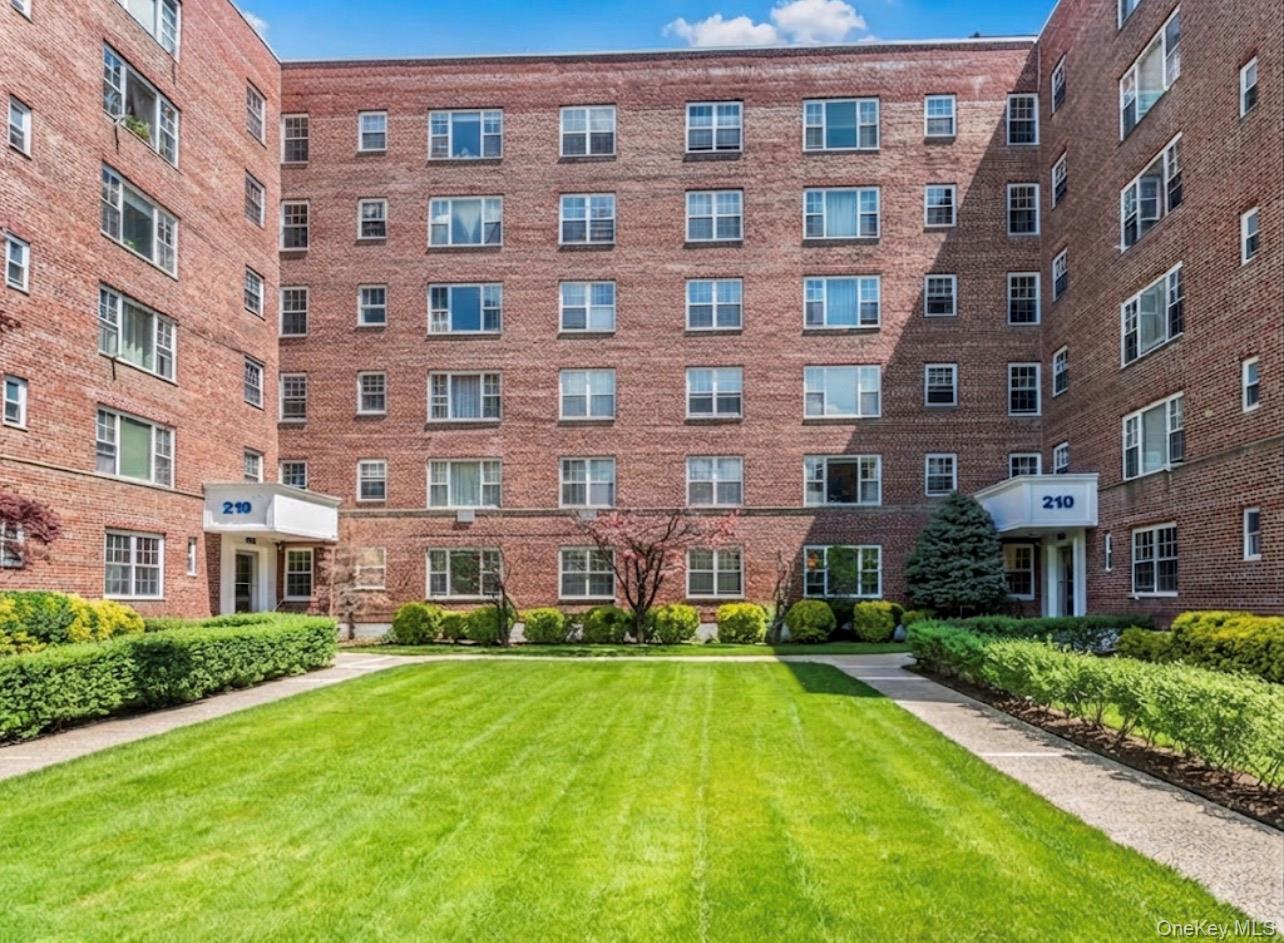 210 Pelham Road, Unit 1P photo 21