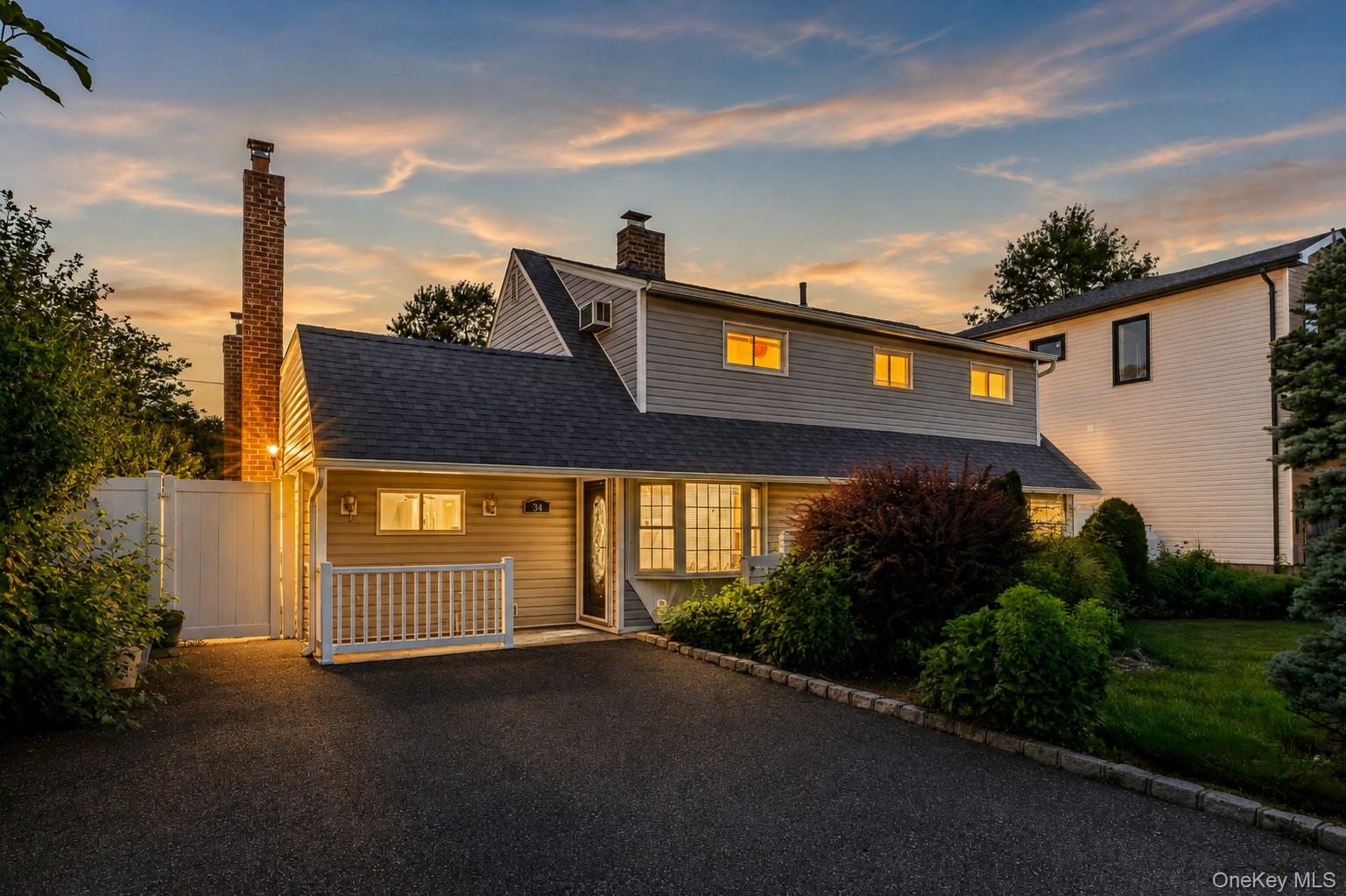 34 Hedge Lane – For Sale