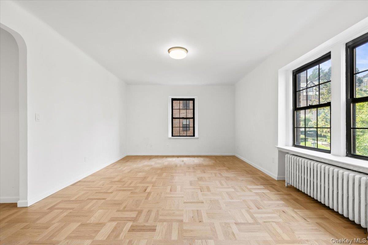196 Garth Road, Unit 1F photo 9