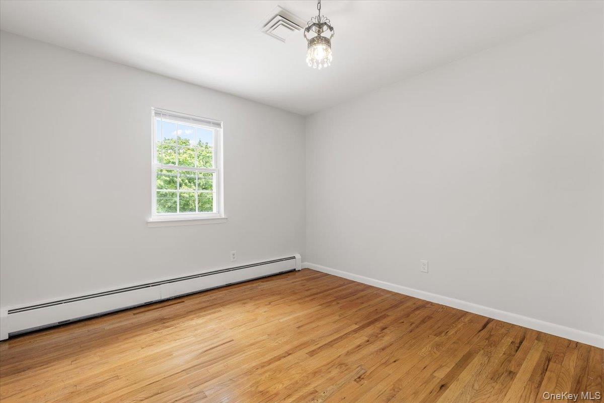 649 White Plains Road – For Rent photo 9